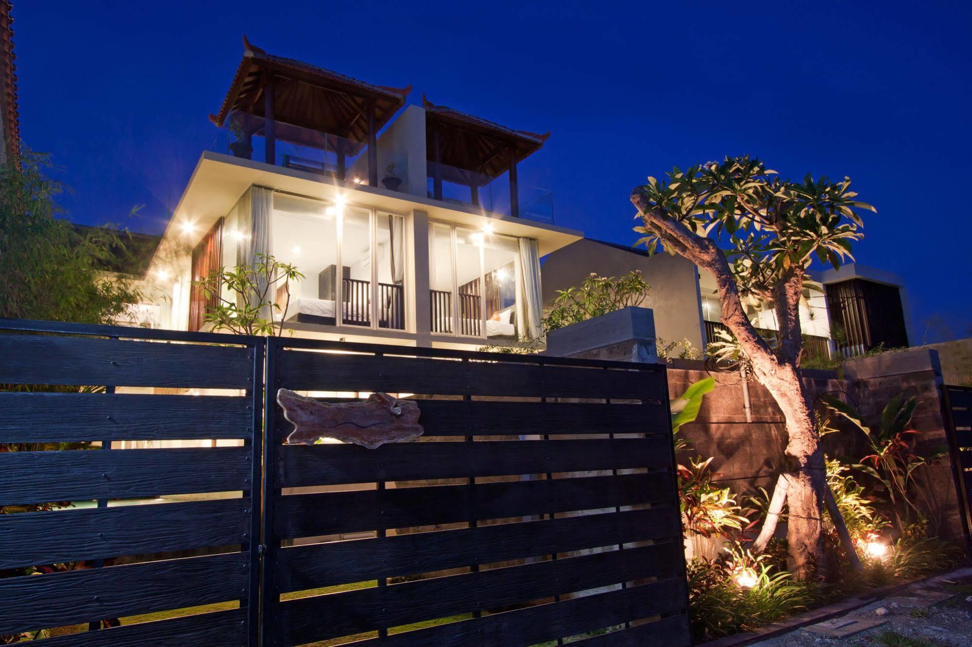 Grace And Milena Guesthouse Kuta Lombok Zewnętrze zdjęcie